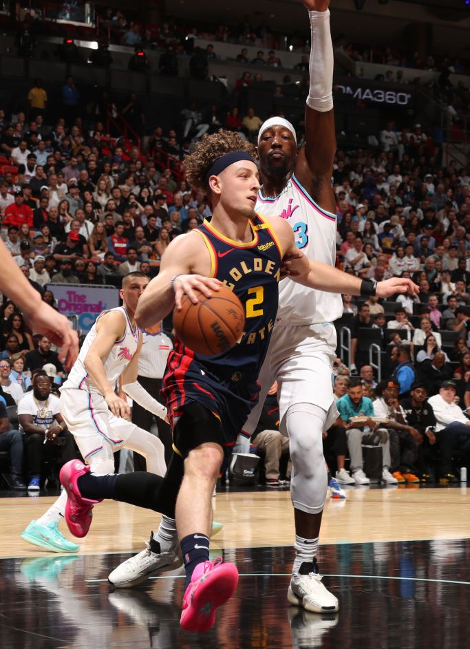 关于德罗巴在美国队比赛中表现优异，战术调整引发热议！赛场气氛高涨的信息-九游APP