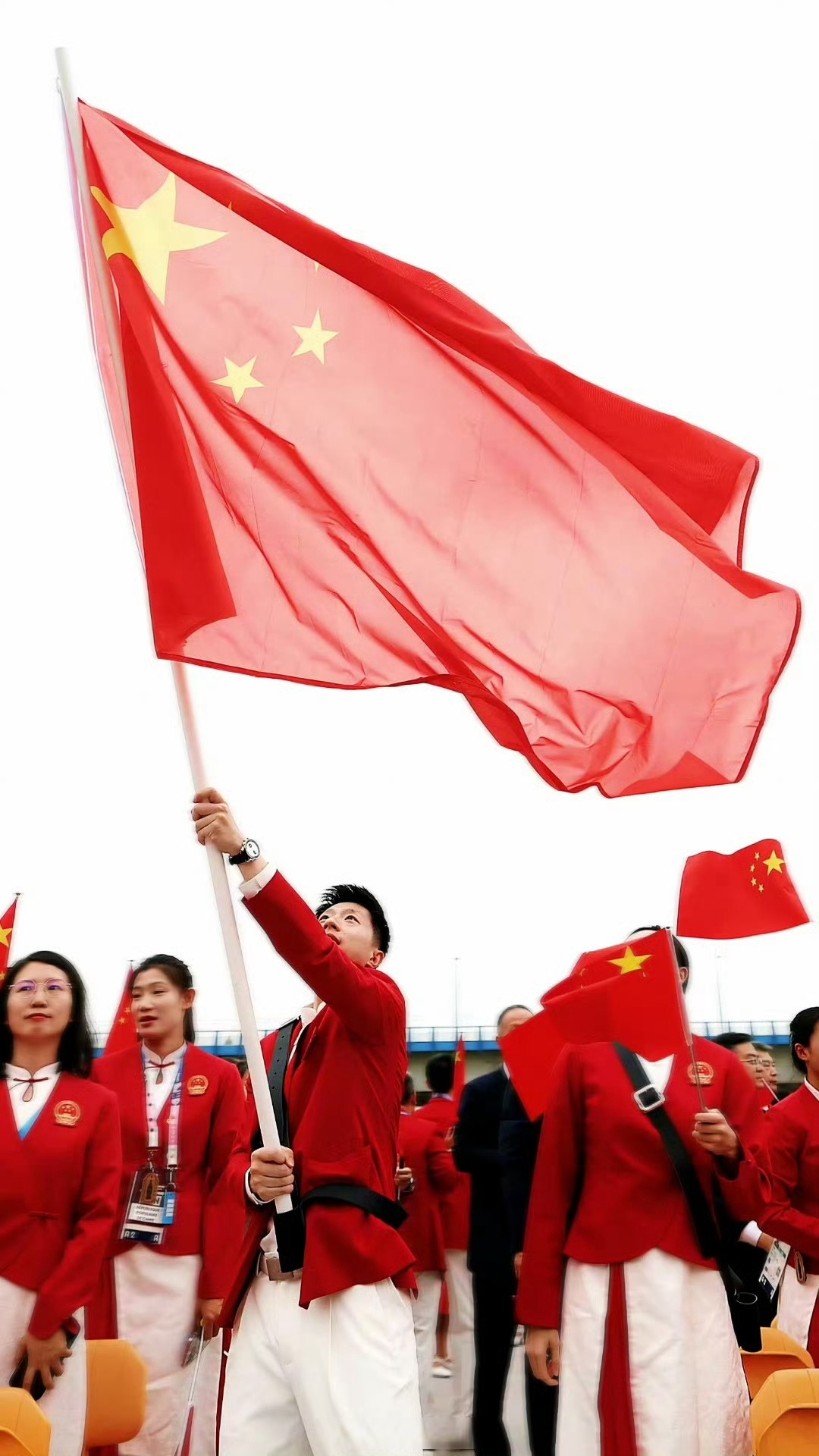 关于穆古鲁扎重返赛场，领先优势明显首场状态出色，美国队观众沸腾！赛场气氛高涨的信息-九游中国官网