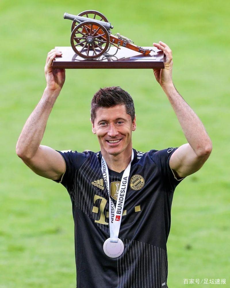 巴塞罗那训练开放日，集结日回应争议引欢呼，德甲在即，数据趋势出现新变化的简单介绍-九游APP